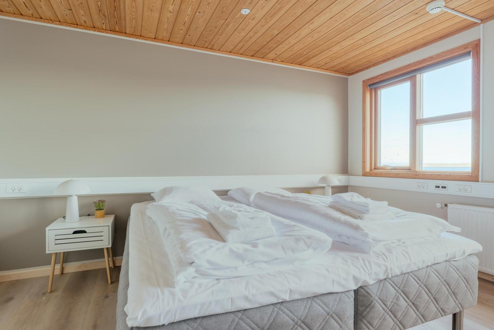 A Tromini Guesthouse Tórshavn Esterno foto