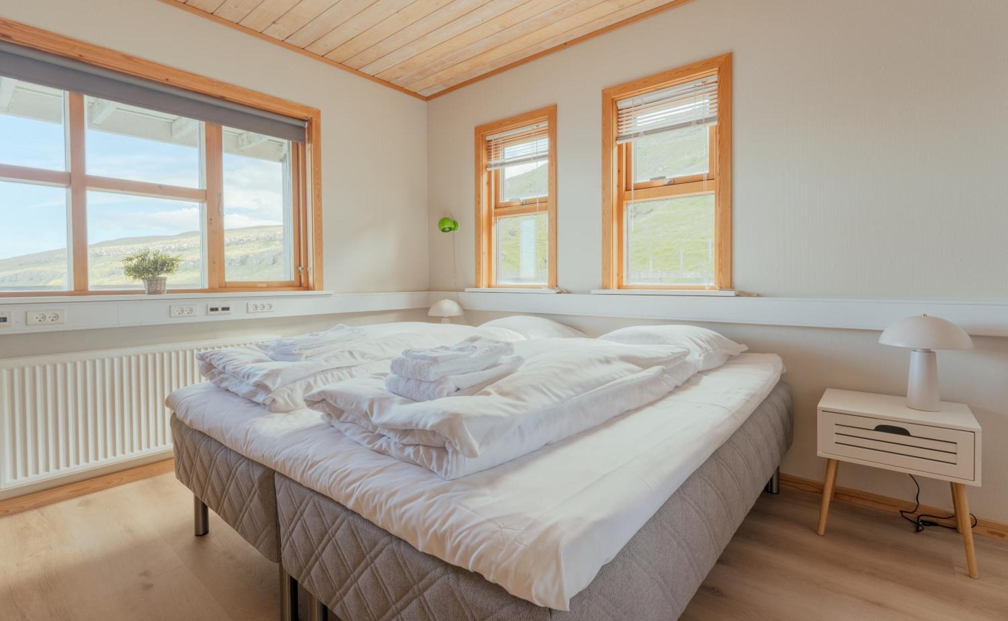 A Tromini Guesthouse Tórshavn Esterno foto