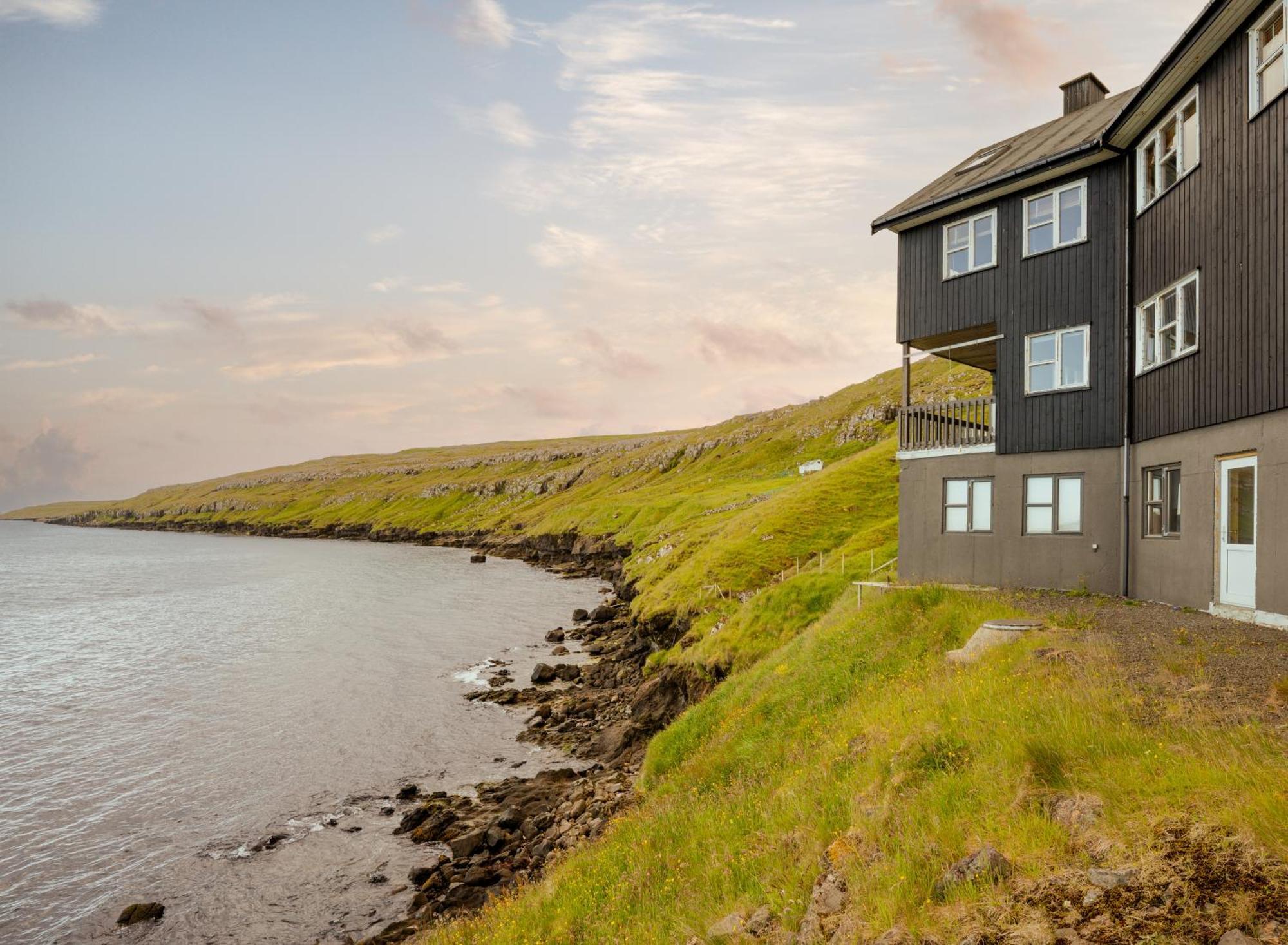 A Tromini Guesthouse Tórshavn Esterno foto